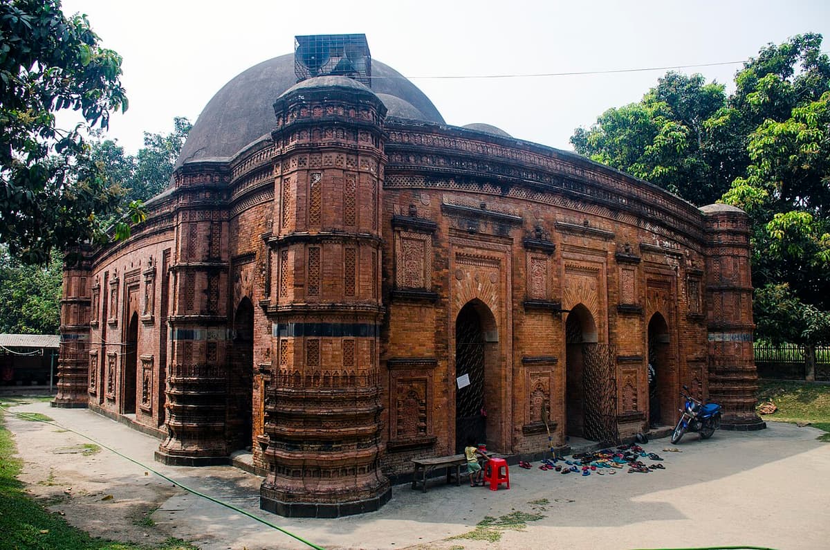 Khania Dighi Mosque (Rajbibi Mosque), Chapainawabganj