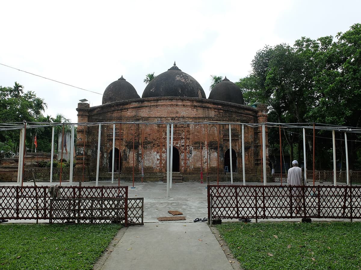 Qutub Shah Mosque, Kishoreganj