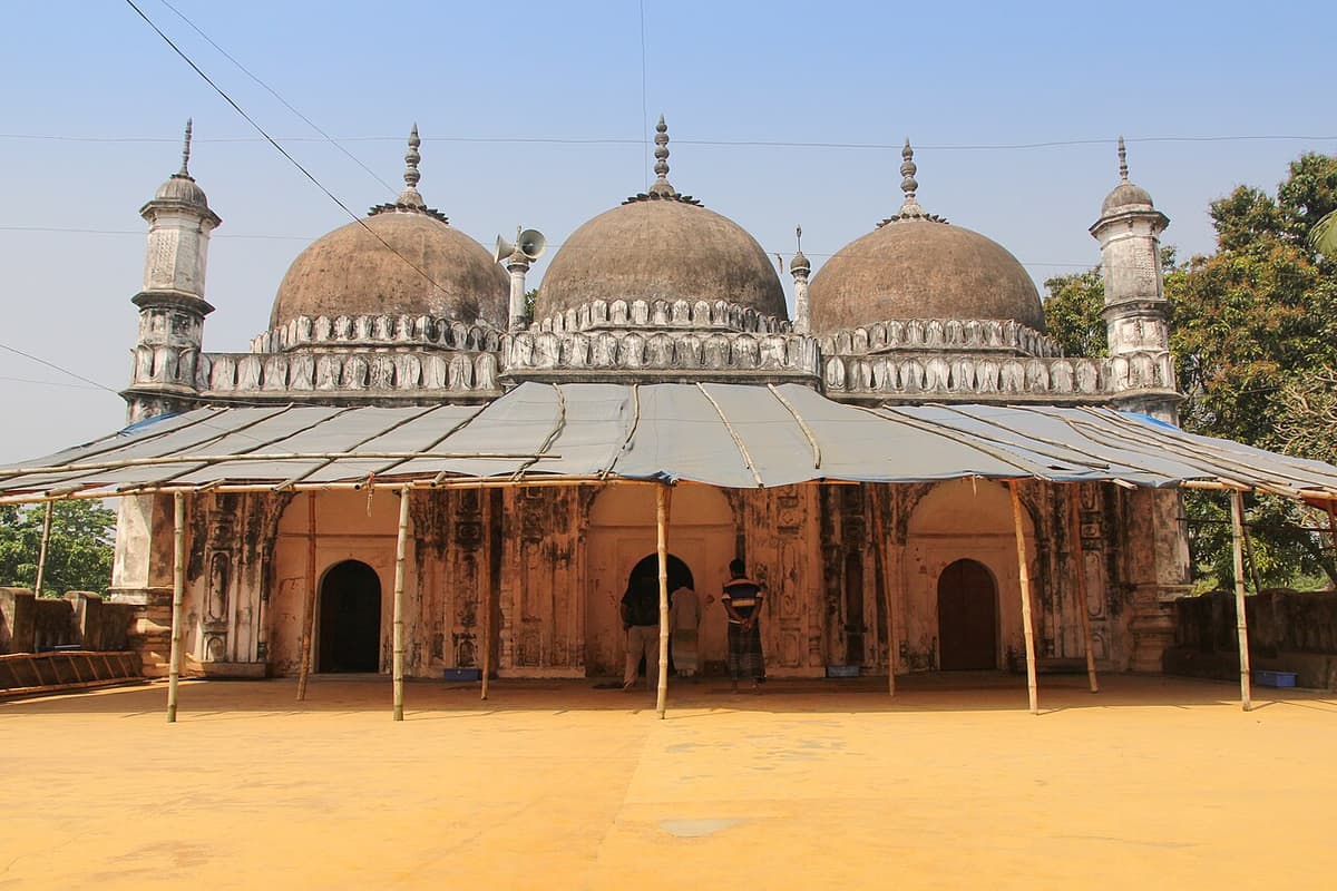 Jhaudia Shahi Mosque, Kushtia