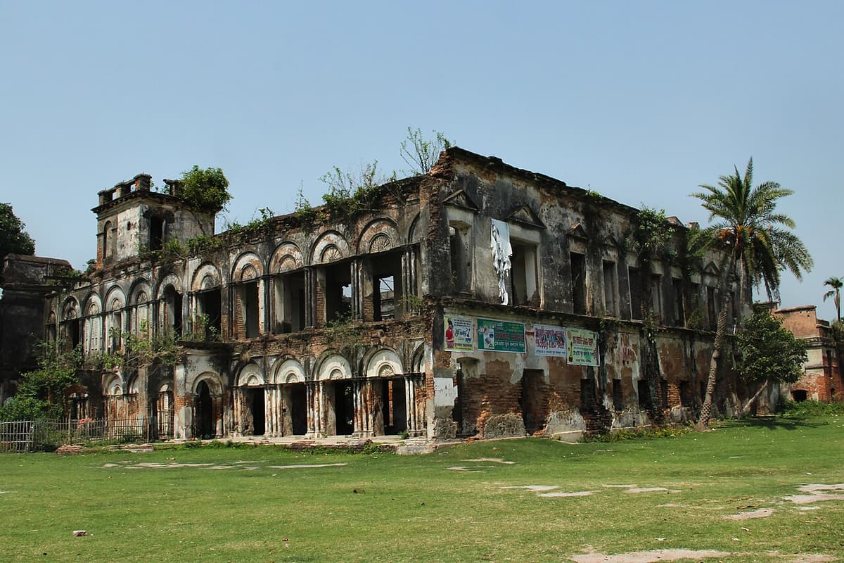 Teota Zamindar Bari, Manikganj
