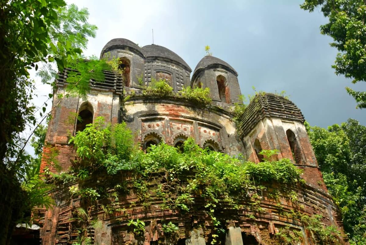 Sonabaria Nabaratna Temple, Satkhira